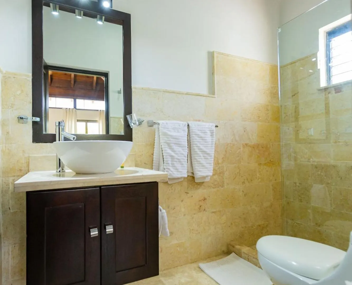 Suites At Grand Laguna Beach By Calisto Stays Sosúa Apartamento